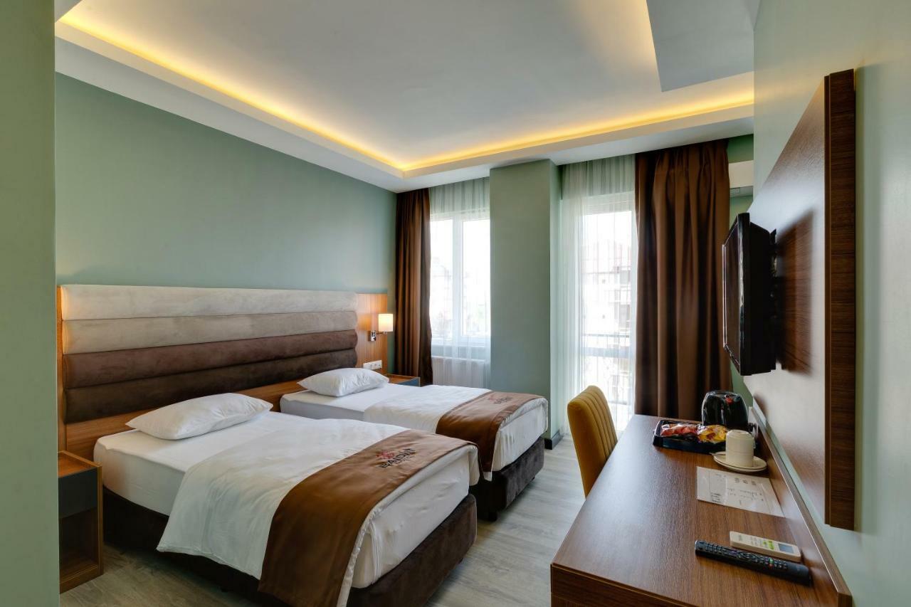 City Hotel Batumi Exterior foto