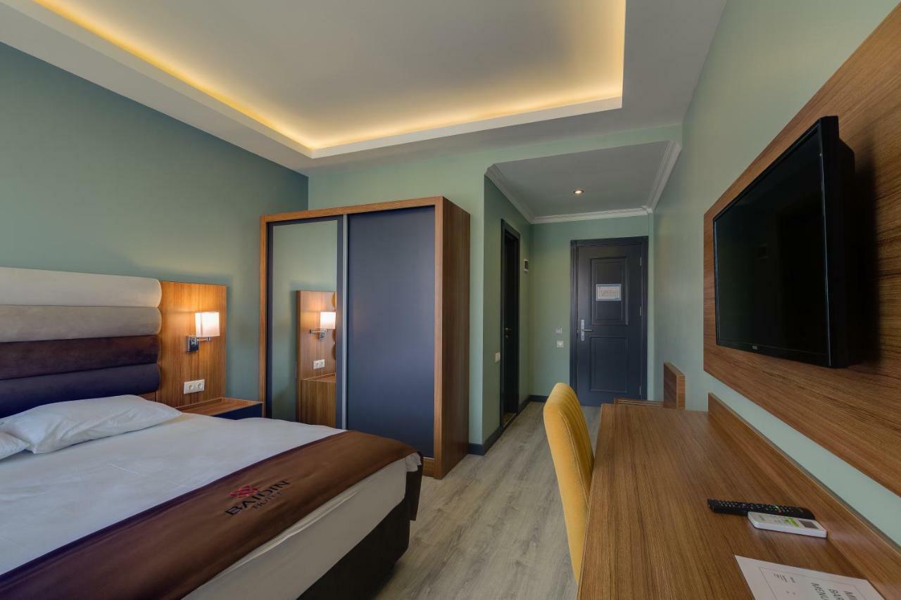 City Hotel Batumi Exterior foto