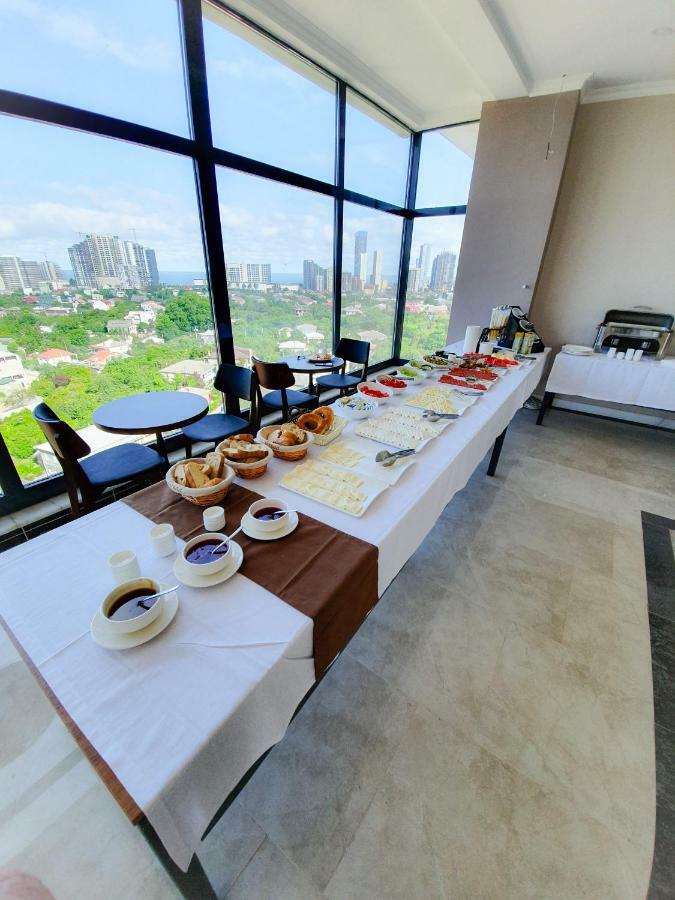 City Hotel Batumi Exterior foto